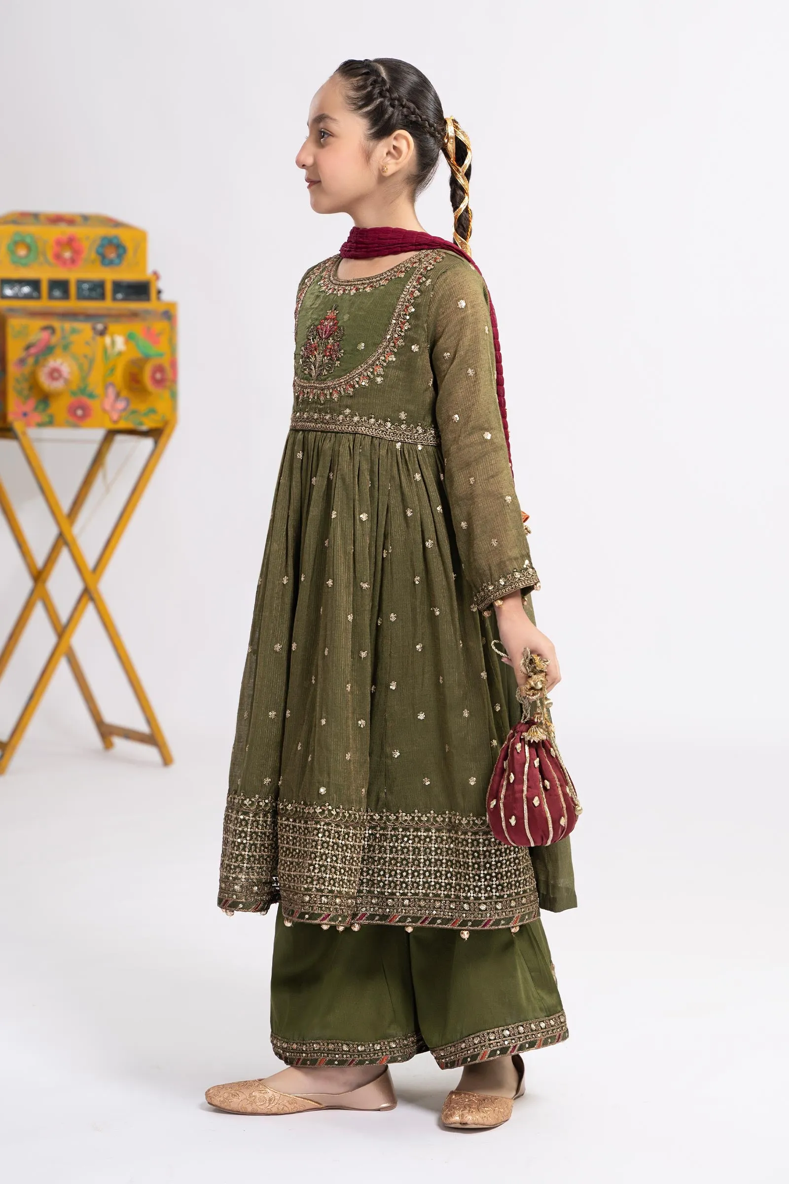 3 Piece Embroidered Zari Lawn Suit | MKS-EF24-33