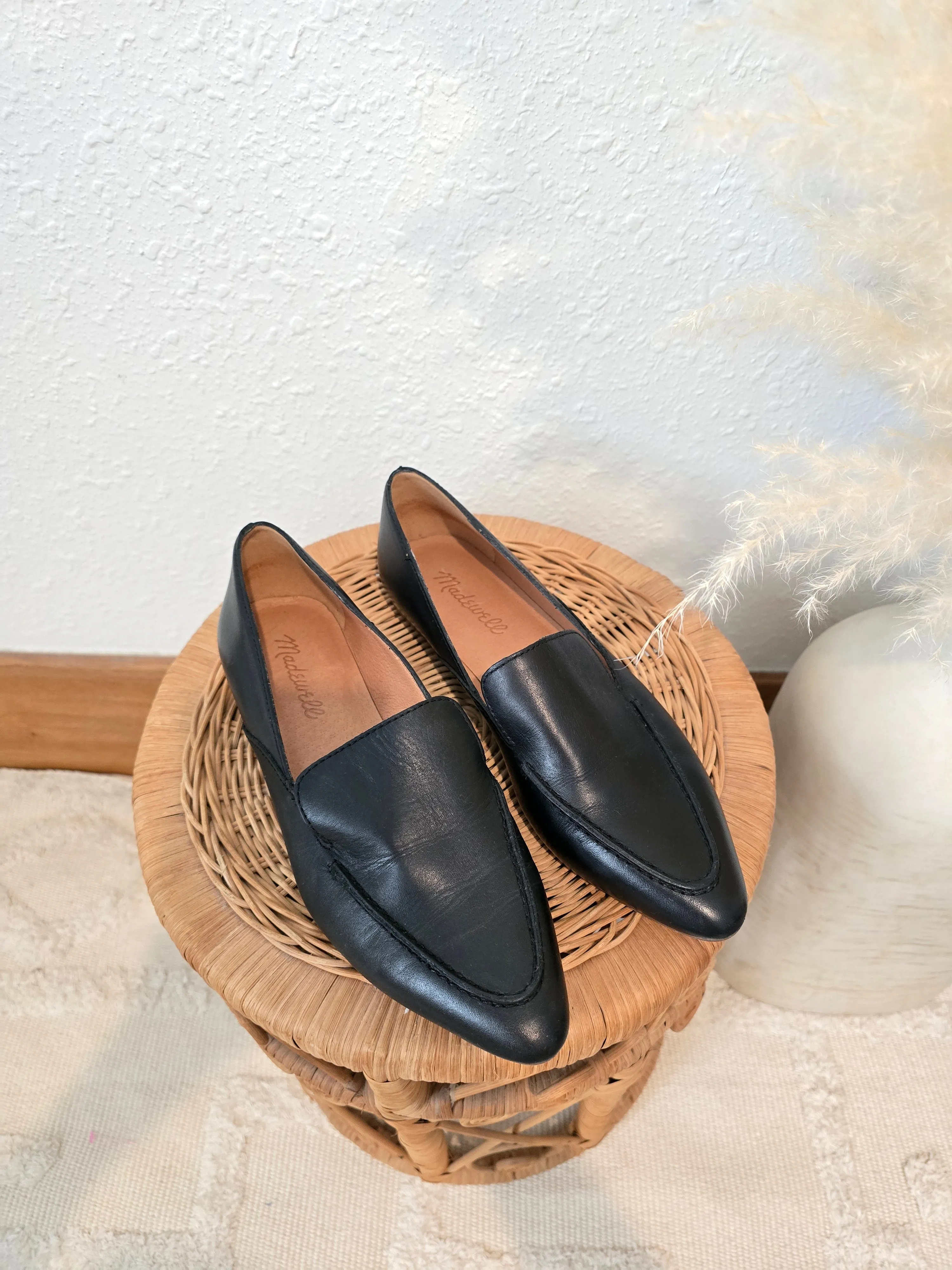 Madewell Black Leather Loafers (6.5)