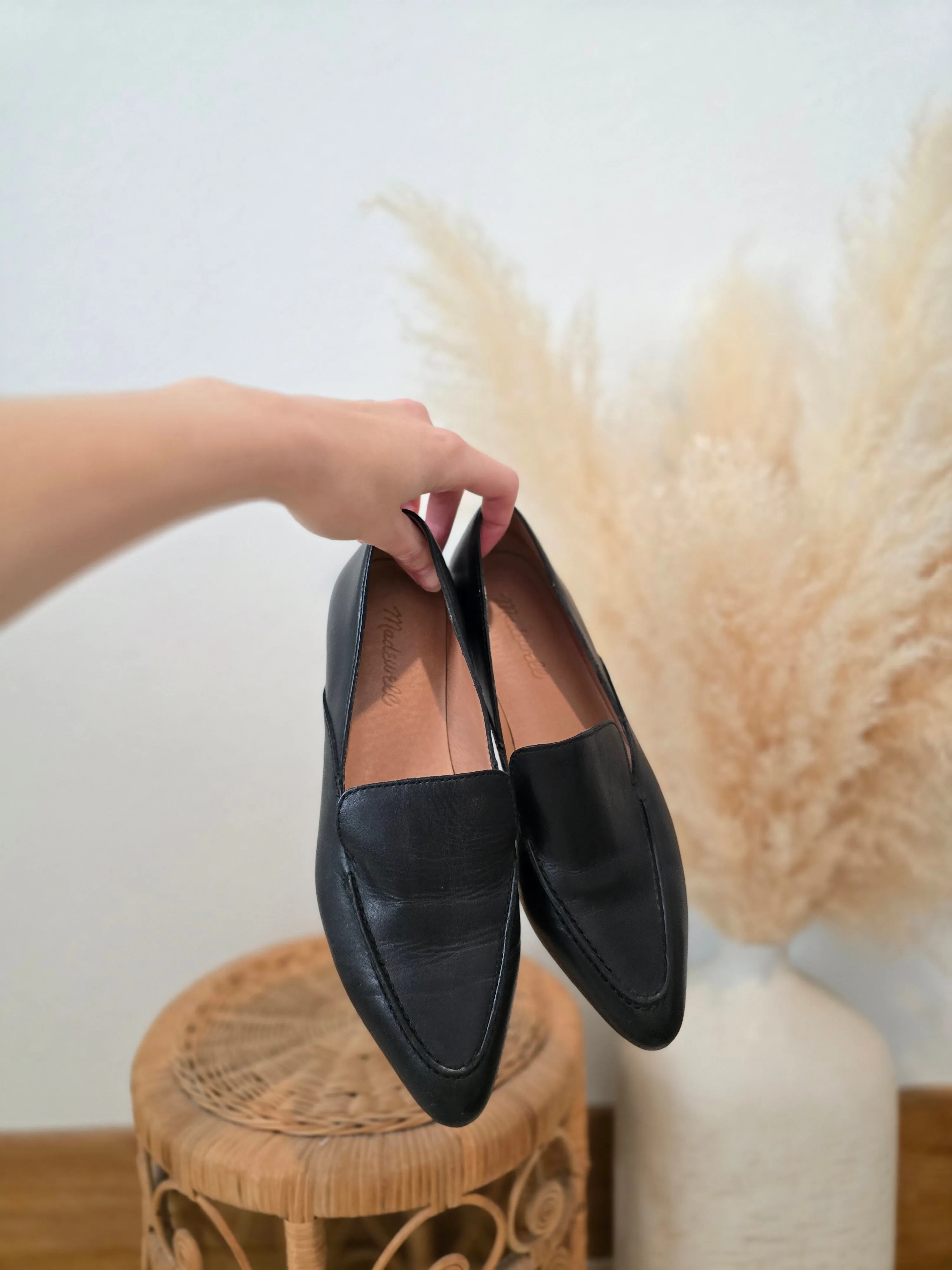 Madewell Black Leather Loafers (6.5)