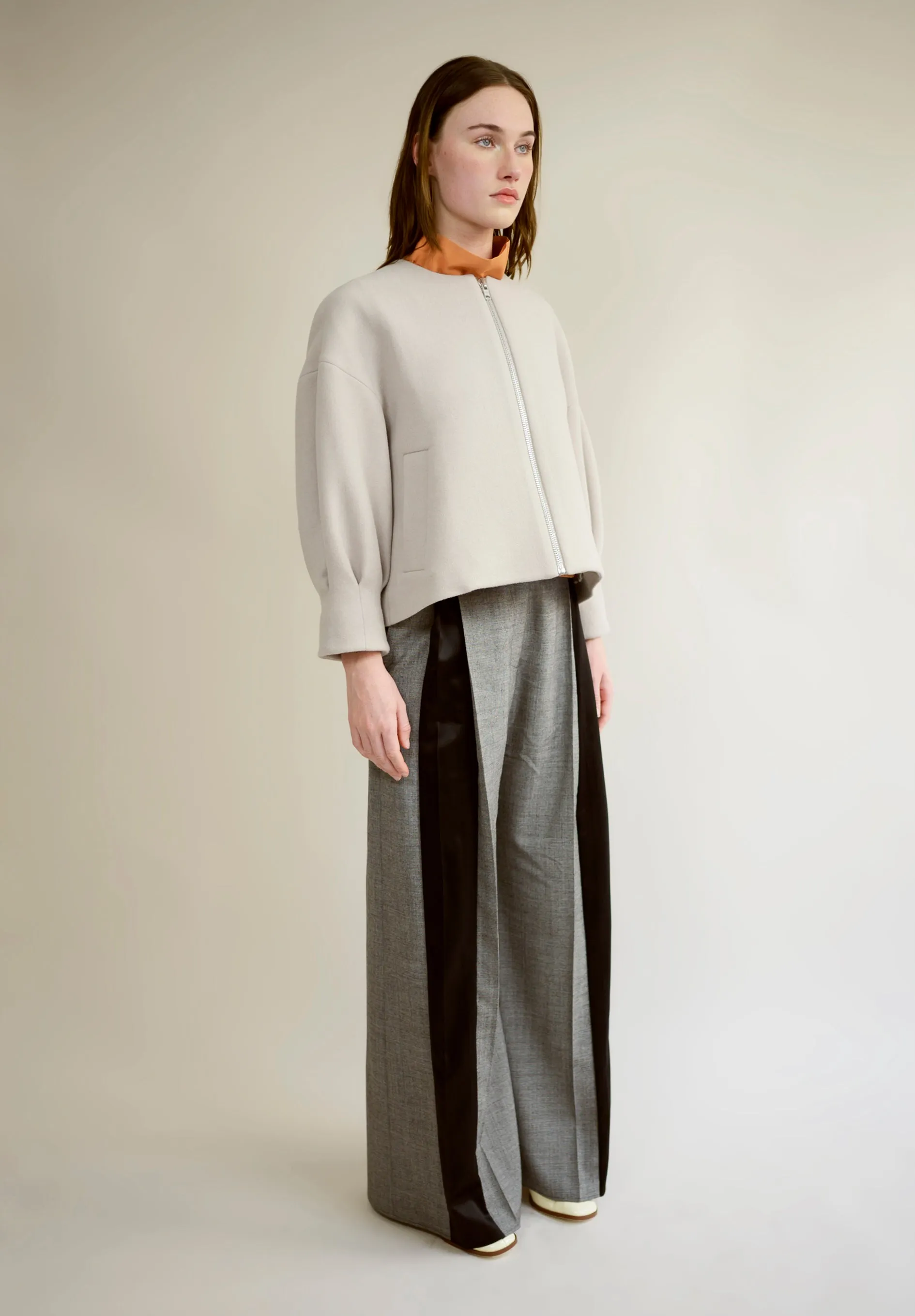 WOOL AND SILK PLEATED TROUSERS