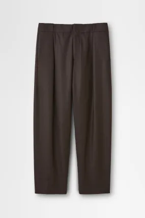 Wool Flannel Pleated Trouser in Brown